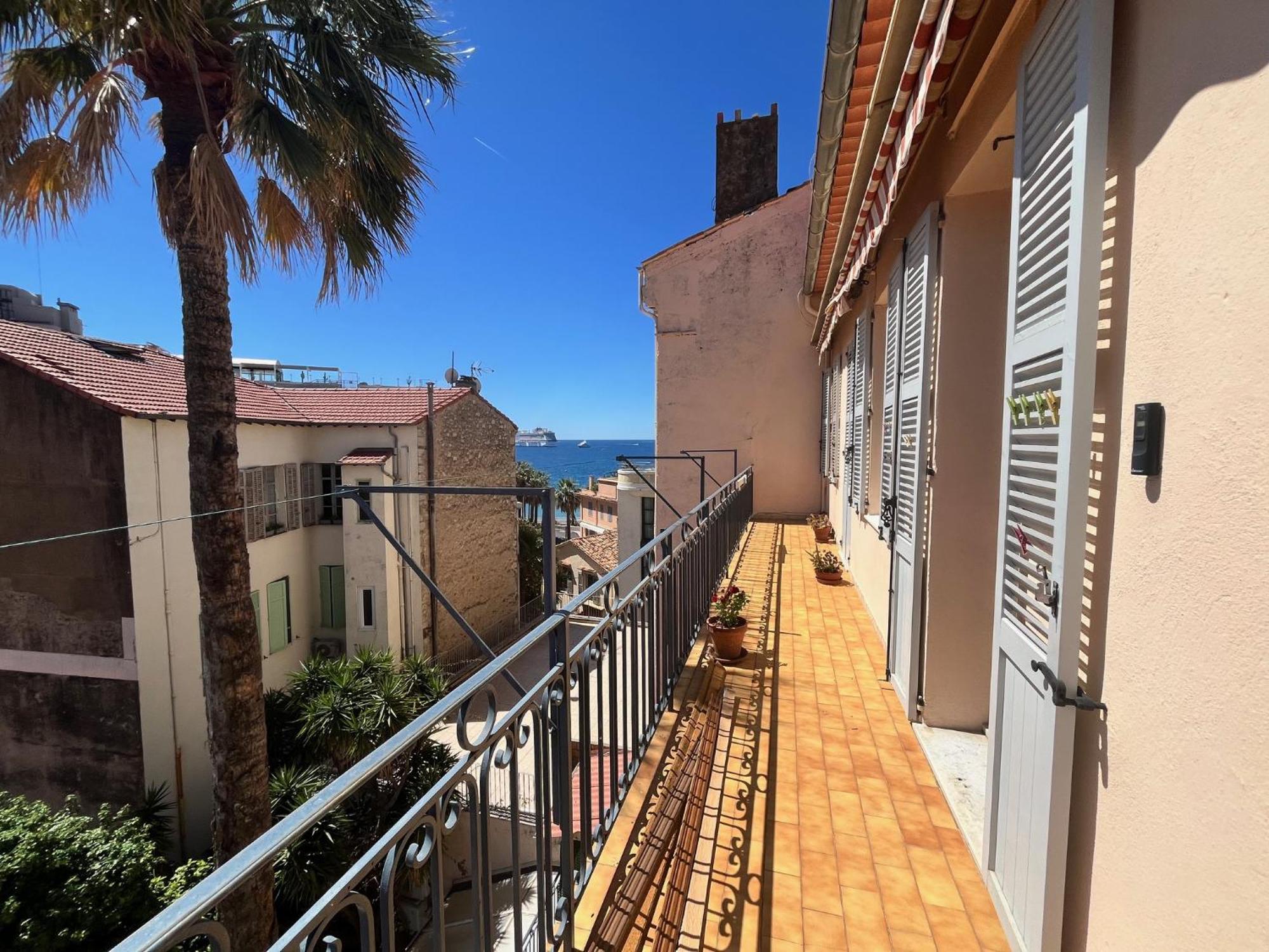Apartamento Belle-epoque ,3bedrooms With Sea View